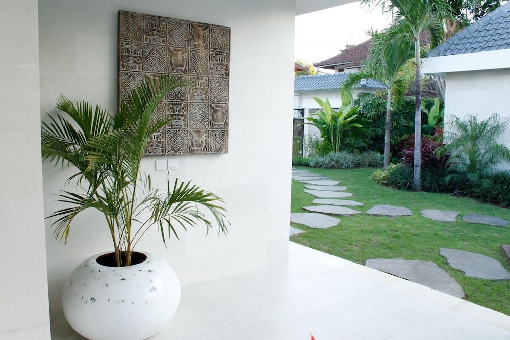 Seminyak White Design Villa Zewnętrze zdjęcie